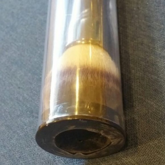 NOS IT Cosmetics Flat Top Brush - Picture 4 of 4